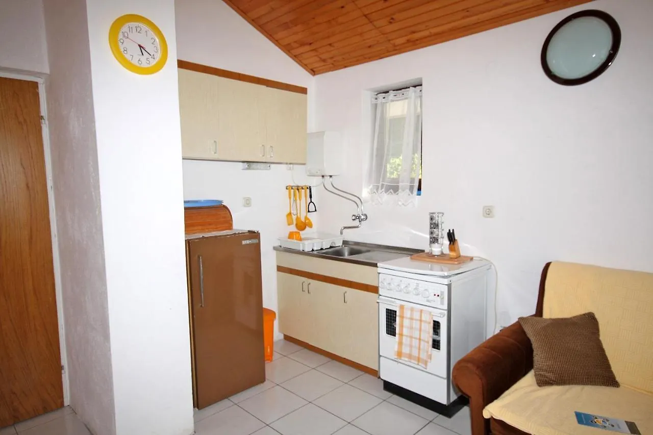 Apartments With A Parking Space Supetarska Draga - Donja, Rab - 4991